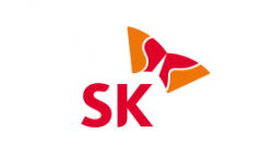 최태원 ‘동거인' 김희영의 티앤씨재단…SK그룹 3세 승계 돌발 변수로