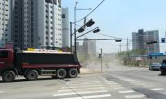 [Daily E-PHOTO] 비산먼지로 흐려진 구로구 항동 일대