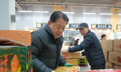 김병주 ,  새벽 수원농수산물시장 … “ 민생부터 챙긴다 ”