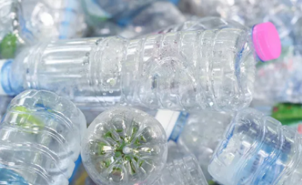 ESG 외쳤지만…플라스틱 소비 구조는 그대로