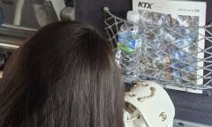 [칼럼] 샤넬을 걸쳤지만, 매너는 명품이 아니었다