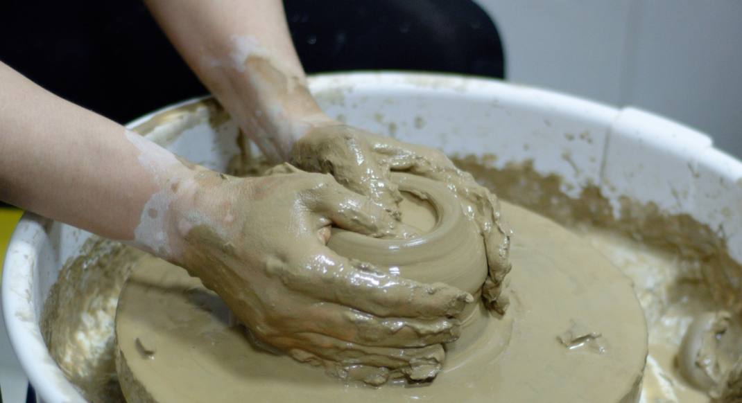 도자기 텀블러 유행 시작? 탈플라스틱 실천으로 이어질까