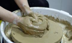 도자기 텀블러 유행 시작? 탈플라스틱 실천으로 이어질까