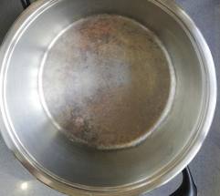 10년 넘은 스테인리스 냄비, 버려야 할까…변색과 수명에 대한 오해와 진실