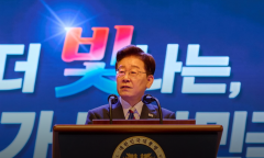 [속보] 이대통령, "부동산 시장을 반드시 안정시키겠다" ... 흔들림 없는 민생, 개혁, 통합의 길 강조